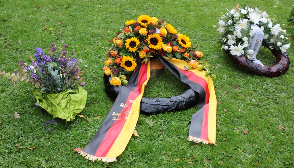 monument 7231