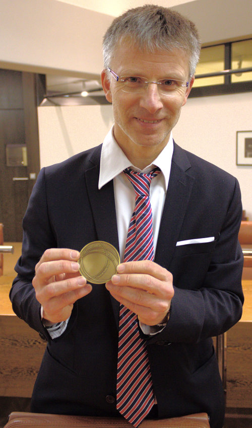 medal Albert Knoll